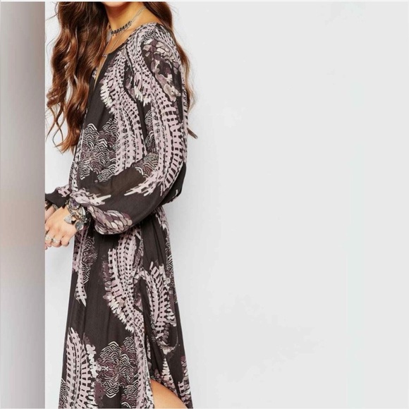 FREE PEOPLE Out Of The Woods Dress With Side Splits Size Medium - Picture 6 of 8